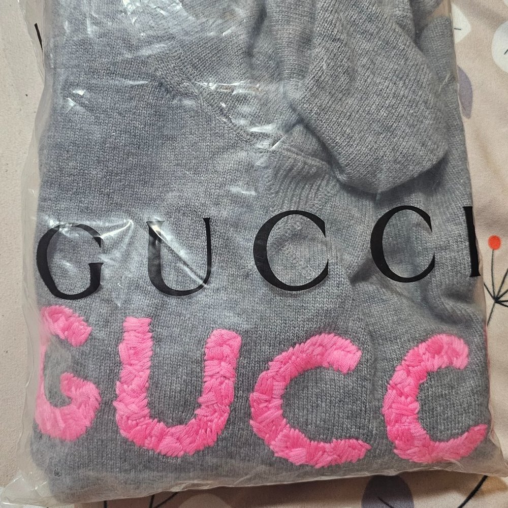 Gucci sweater